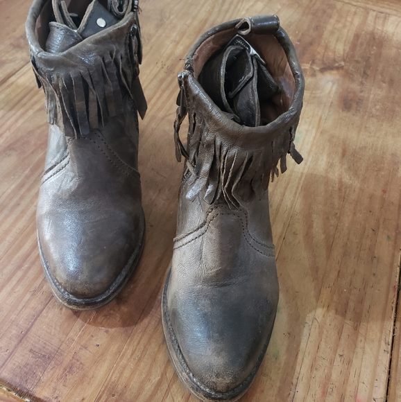 Allsaints Bonny Valley distressed fringed booty - Picture 3 of 16